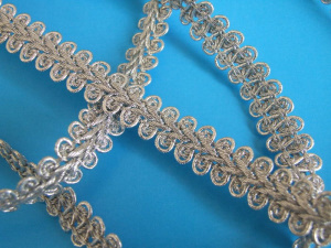 Braided metallic trimming