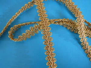 Braided metallic trimming